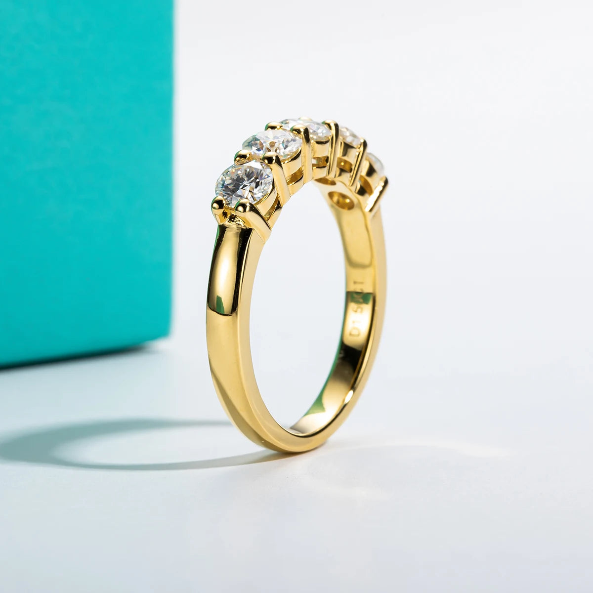 5-Stone Moissanite Sparkle Band – 4mm